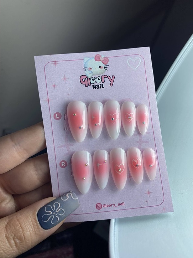 آمبره صورتی ستاره